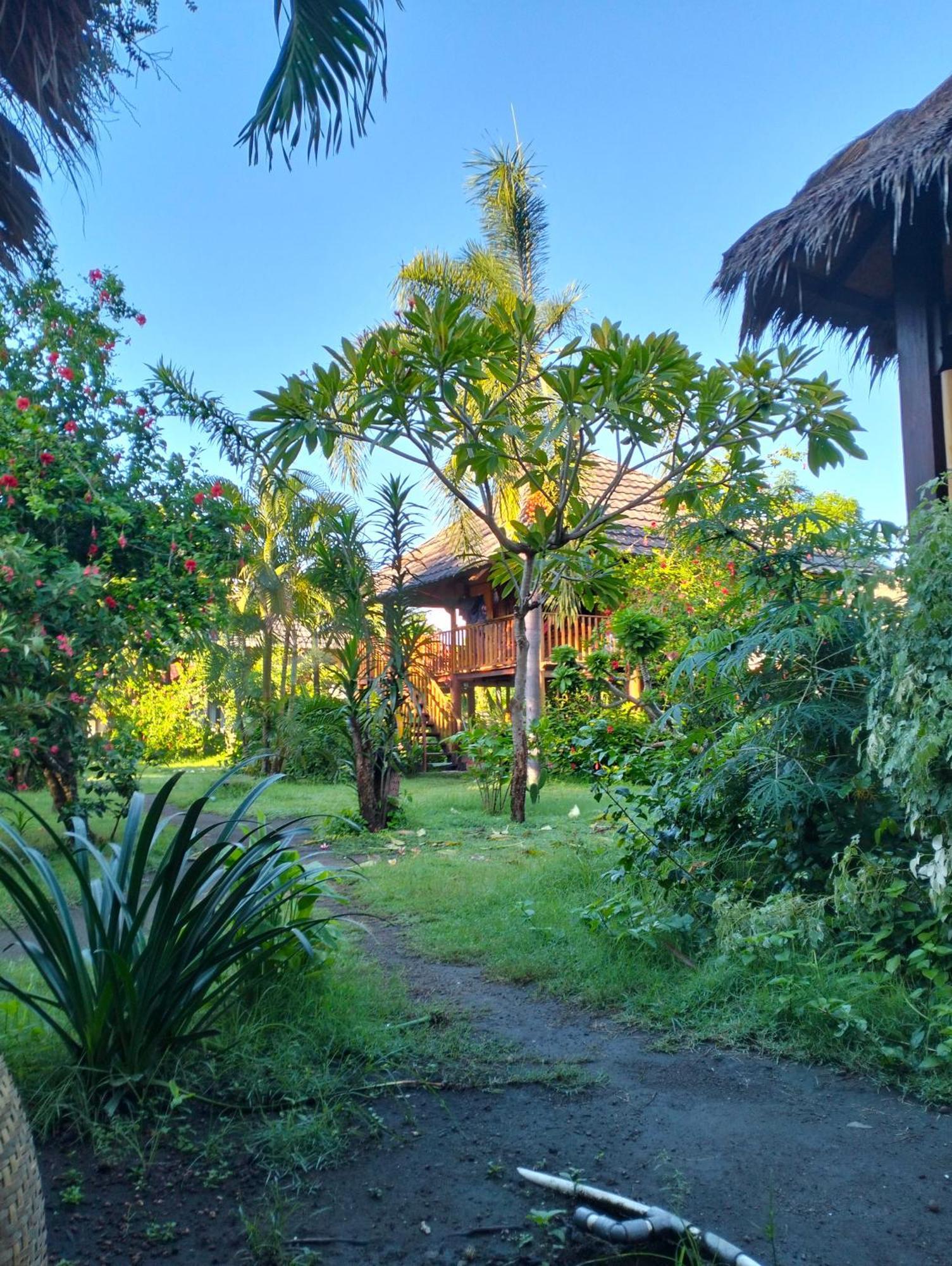 Tangga Bungalows Гили Еър Екстериор снимка